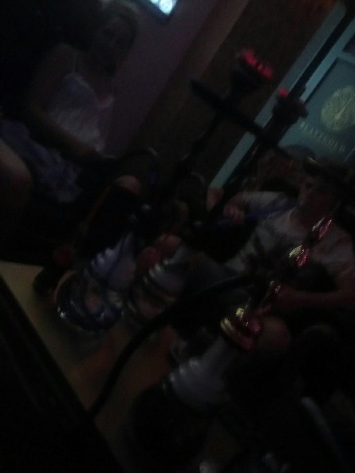 StarqlMorison's tweet photo. Vom Urlaub in die Shisha Bar 💪
#backindahood #shisha https://t.co/bpUATNbxWu