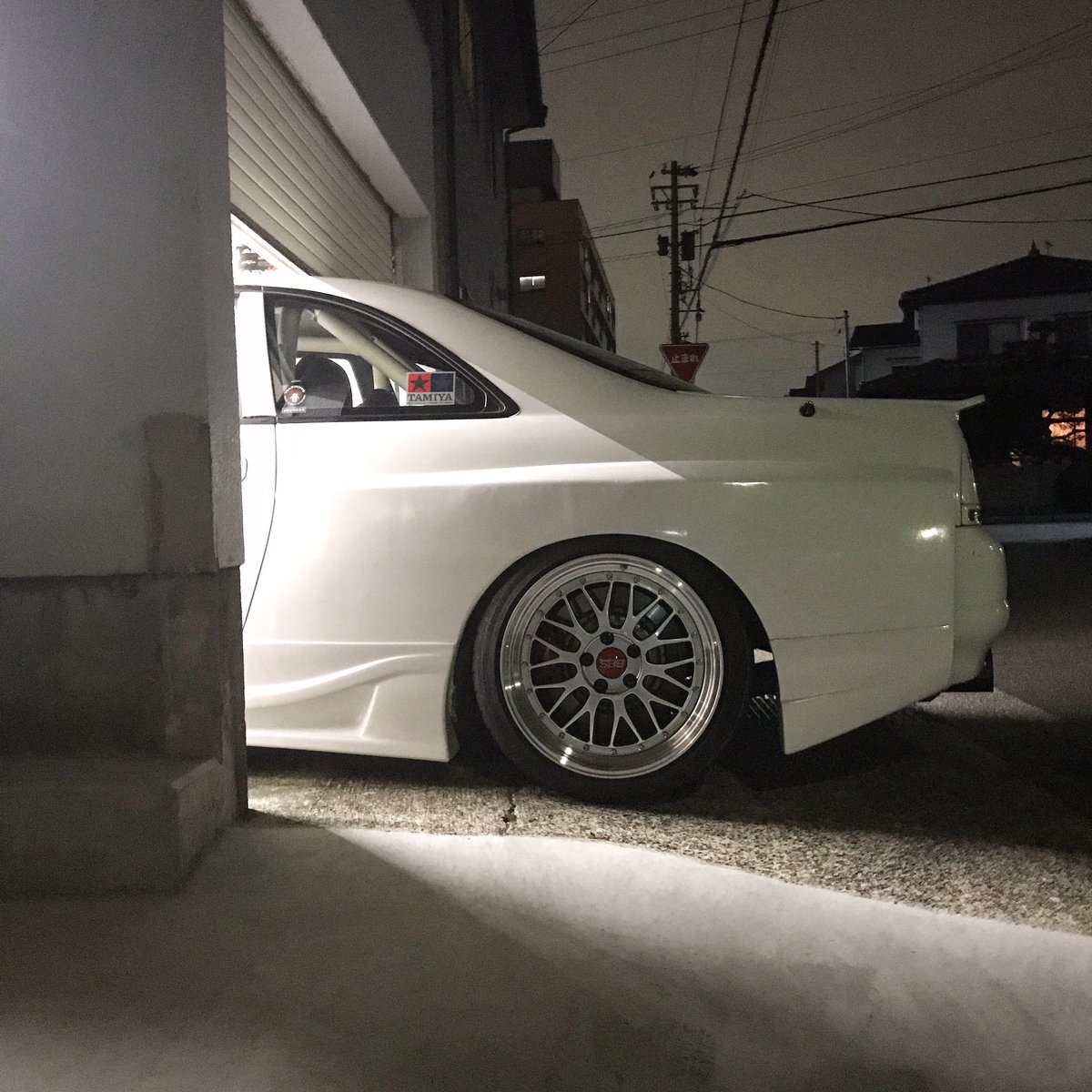 nary_metal's tweet photo. #r33
#スカイライン
#33タイプm
#尻フェチ
#Cleanwhips
#ワイドボディ
#iphoneにしてから初めてのツイート https://t.co/ObGGA0ncGu