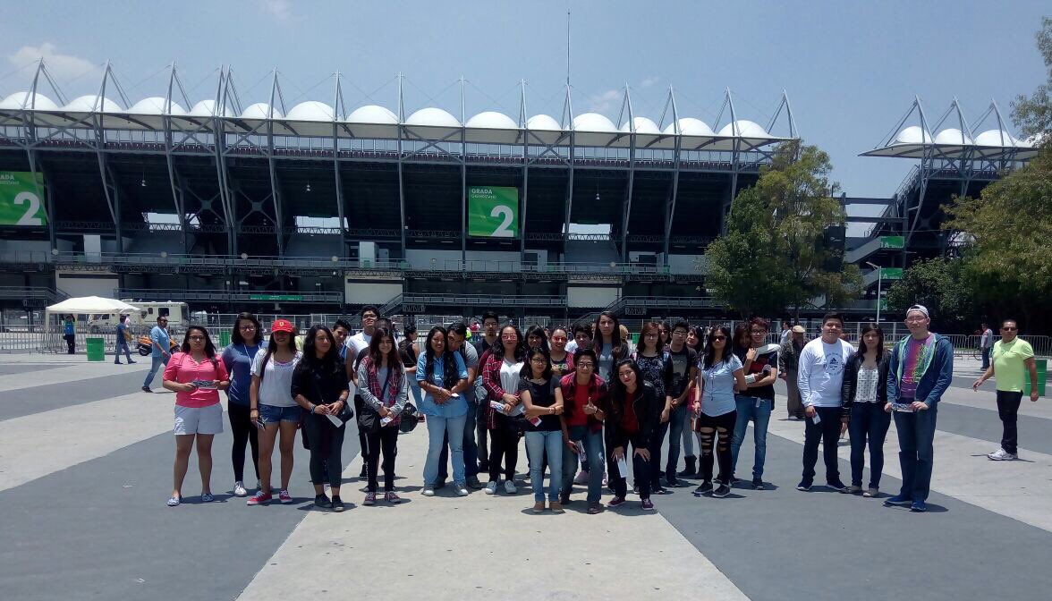 ActividadesPSi's tweet photo. Presentes jóvenes de @Iztacalco_Dele y @DelegacionXochi en Carrera "Copa Notiauto" en Autodromo Hermanos Rodríguez. #EjeDeporteYRecreacion https://t.co/Z2cN6N4Aoq