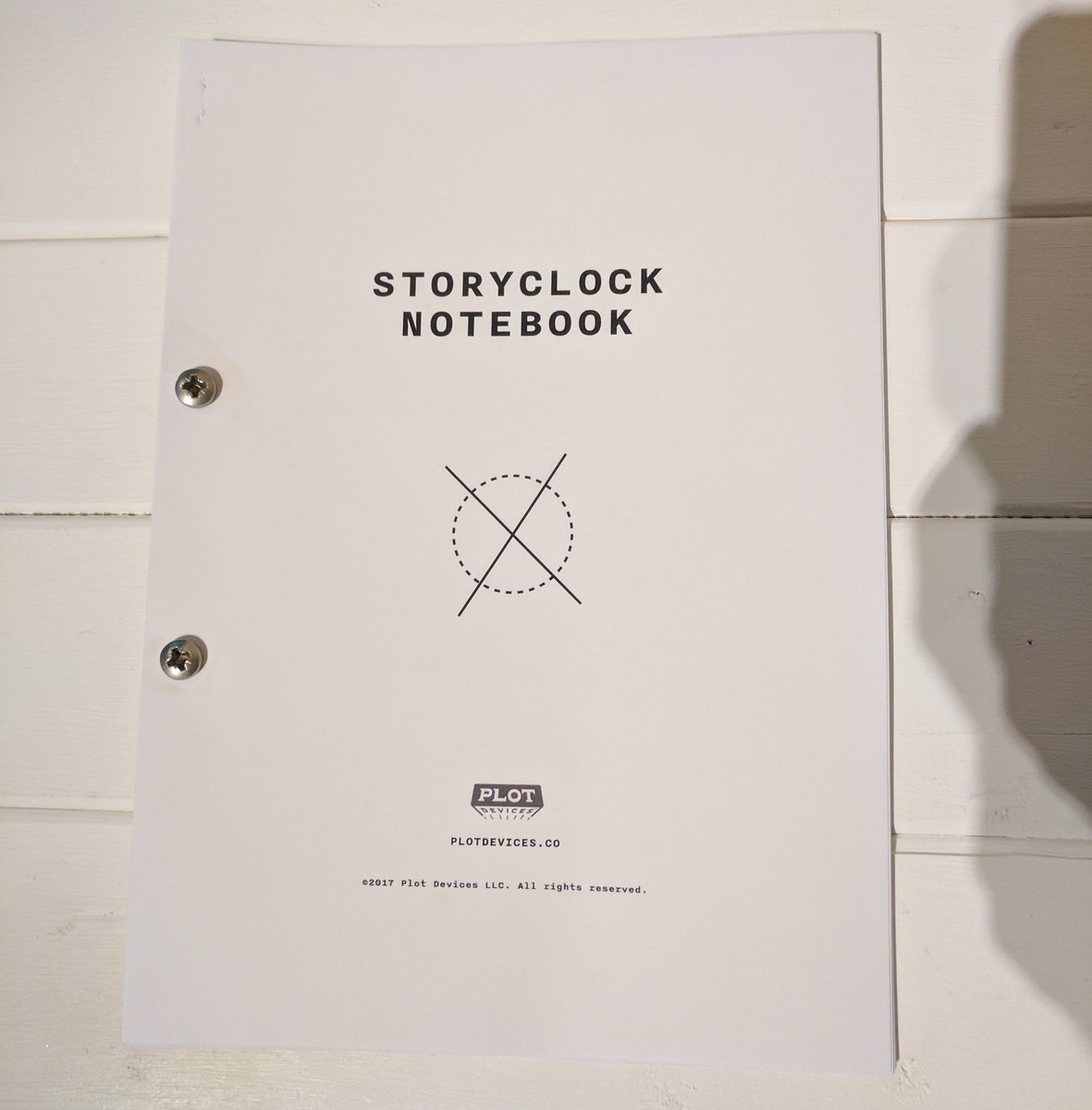 21x9Ratio's tweet photo. Printed my Storyclock notebook, loving it :D @Awakeland3D @PlotDevicesCo #storyclock #storyclocknotebook https://t.co/mv0ByeUgZB
