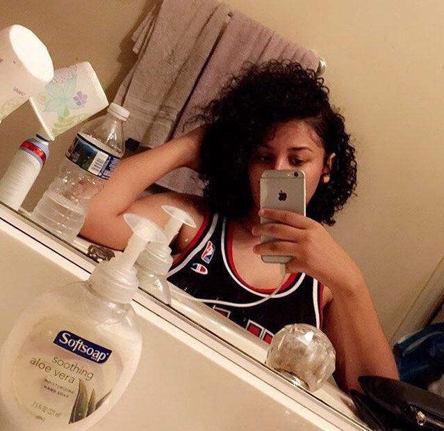 PrettyyGyal_'s tweet photo. BabyGirl just wanna go ball 💰 https://t.co/Pez9AgDmD0