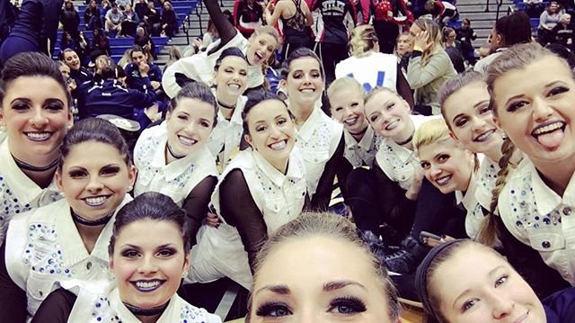 WSUDANCETEAM's tweet photo. Happy National Dance Day! The Lady Owls cannot wait to get back to dancing together in September! 💙 https://t.co/2UDlwVTWuX