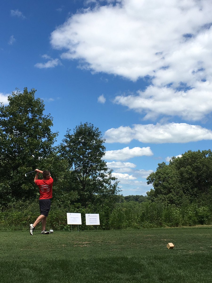 JessMysta's tweet photo. What a beautiful day for 18! ⛳️☀️ https://t.co/czZSHmfhsv
