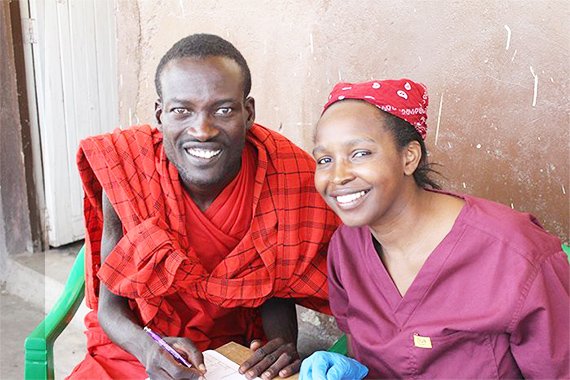 wearfigs's tweet image. For every set of scrubs you buy, we give one to a medical provider in need. #Kitale #Kenya #2013 #threadsforthreads