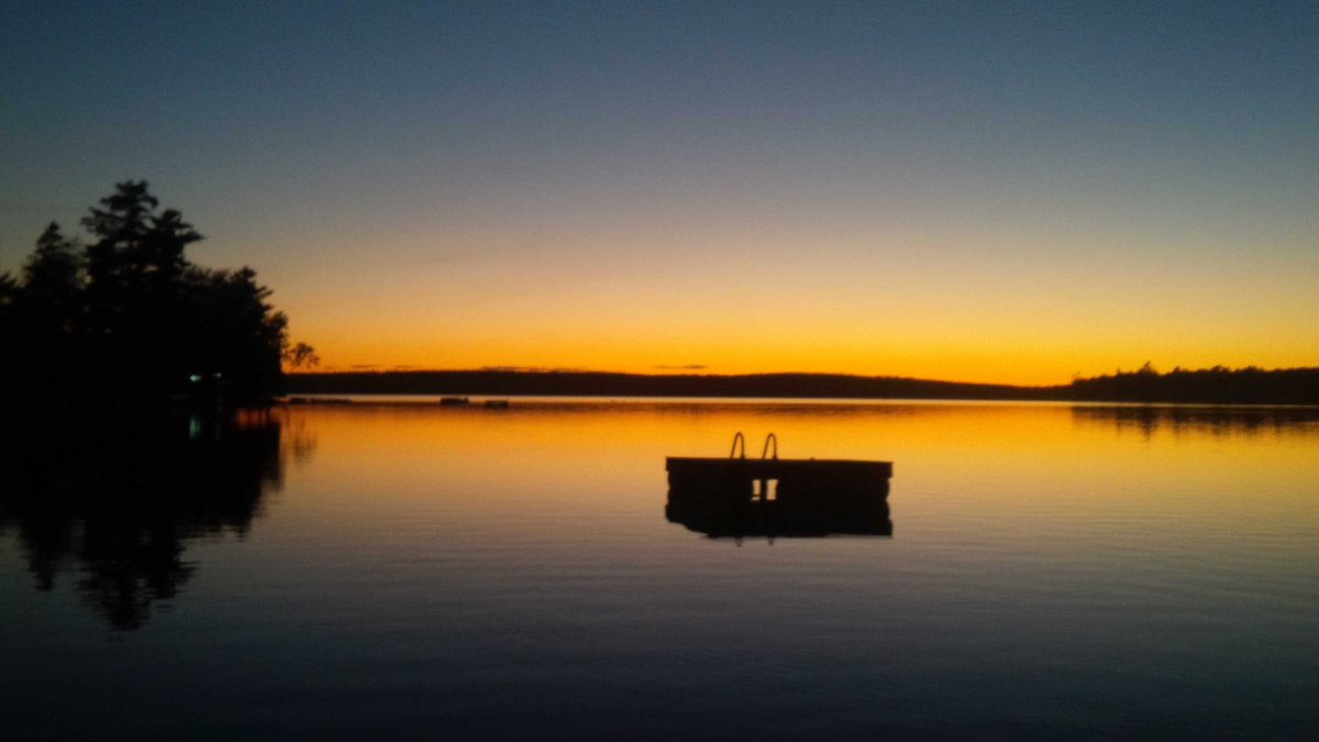 CalvinMilbury's tweet photo. A perfect end to a day at the lake! #davidsonlake #nb #cottagelife https://t.co/YQg8a8WPlH