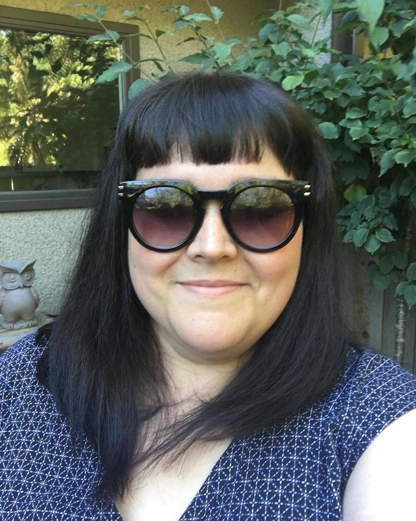awestaway's tweet photo. Got my mop chopped today! I always love how much hairdressers enjoy straightening my crazy curls. #yvrsummer #hair… https://t.co/354HShysLK https://t.co/vNs2lbNXuw