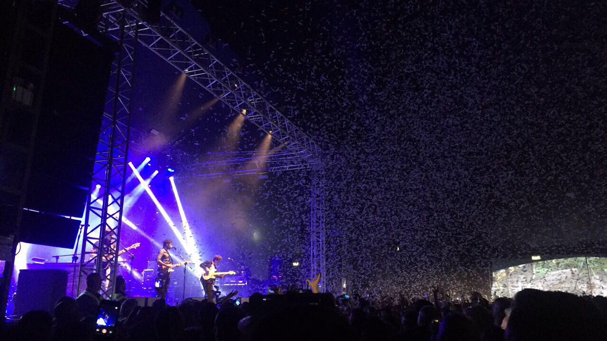 jessicakeane90's tweet photo. Well @TheCoronas ye never disappoint 🙌🏼 #GalwayArtsFestival https://t.co/qaDNJgbk8R