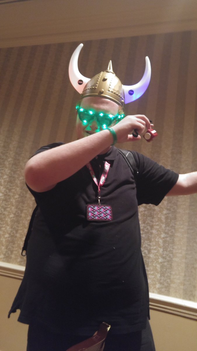 globlHax's tweet photo. #defconswag @_Kronogenics https://t.co/EWIwVdj25g