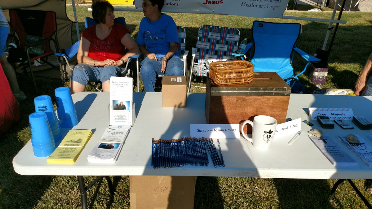 StLukesMHK's tweet photo. Stop by St Luke's booth at the Riley County Fair! Awesome give aways and a chance to win this awesome mug! #stlukesmhk #rileycountyfair https://t.co/kARNqxPL75