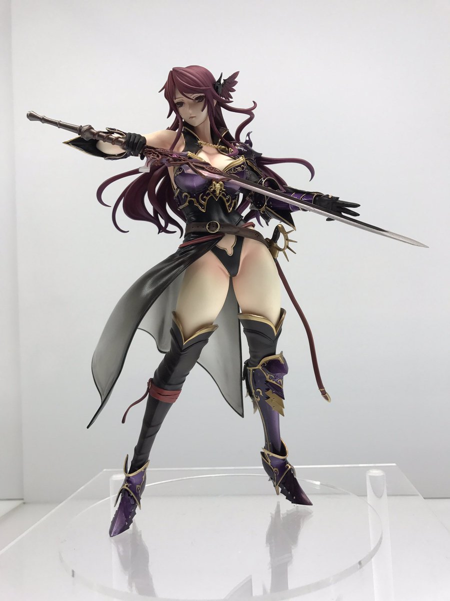 Twitter पर ヴェルテクス 初出し情報その Dmm Gamesで稼働中の ブレイヴガール レイヴンズ より こもりけい氏の描く ロサ のデコマスを展示中 監修中です Wf17s