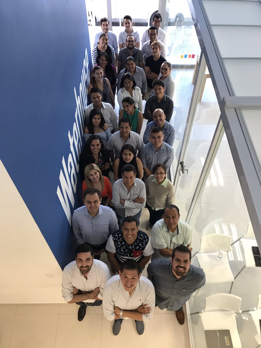 aaronbenitez_'s tweet image. Today at #AaronBenitez #BusinessMasterClass @waterhousemx | #business #course #workshop #marketing #sales #training