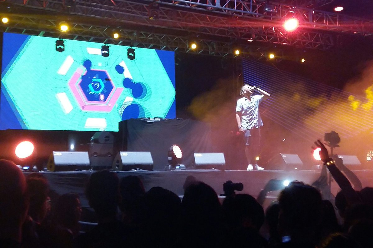 aqilzaidi_'s tweet photo. silento x sonaone x defam 🔥 https://t.co/U1sWyAg7a9