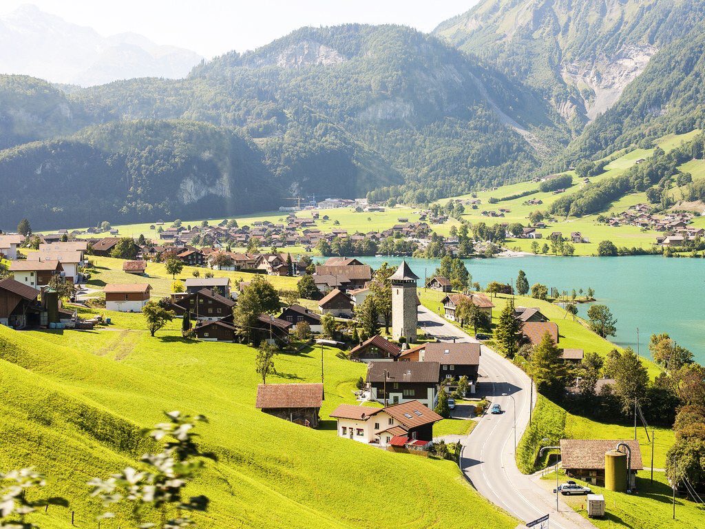 TravelEsquire's tweet photo. It's official: These are the 10 happiest countries in the world https://t.co/ofPRWWYFmV @CNTraveler #travel https://t.co/9RjlDoH3Me