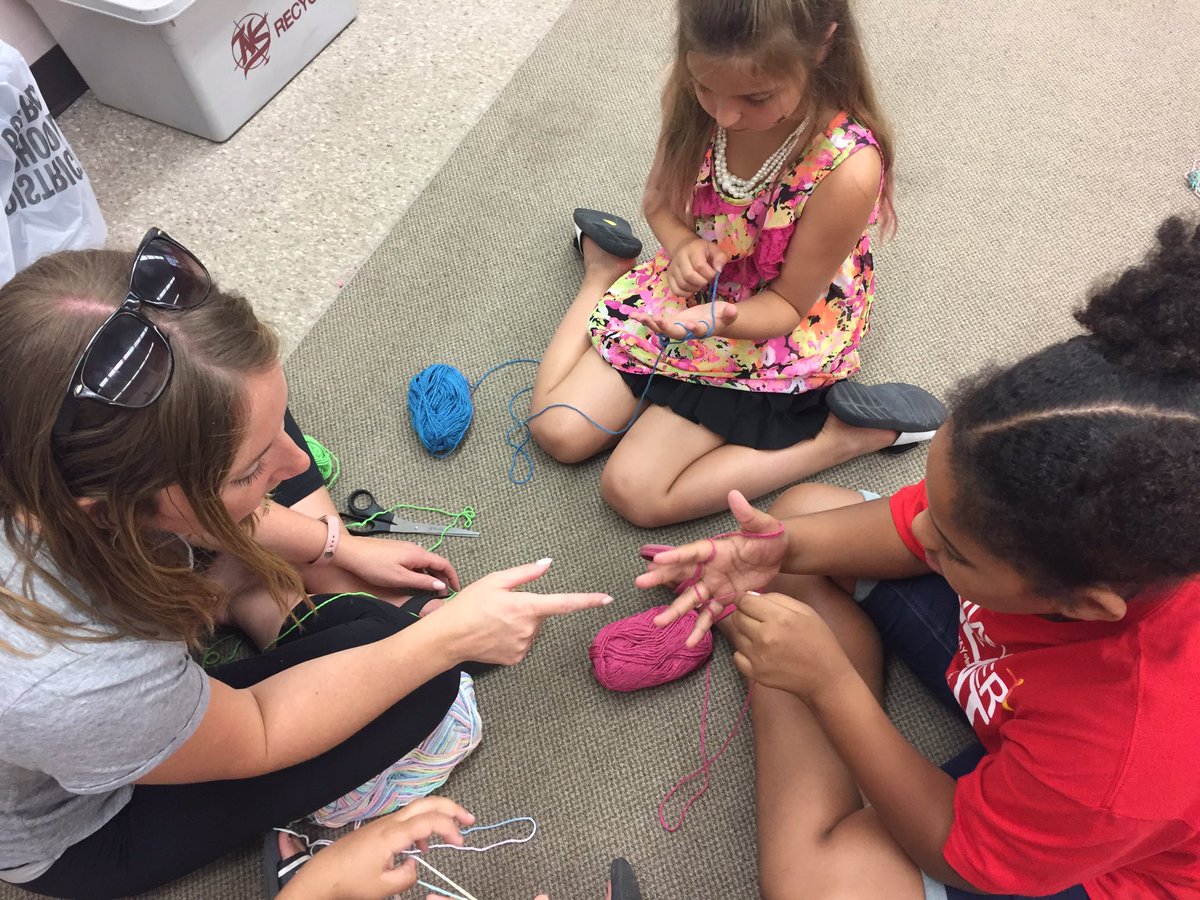 KStewart_KSD's tweet photo. Finger Knitting with Ms. Caesar! @SSSummerHEAT @DSBNSummerHEAT https://t.co/IigKwa8hV2