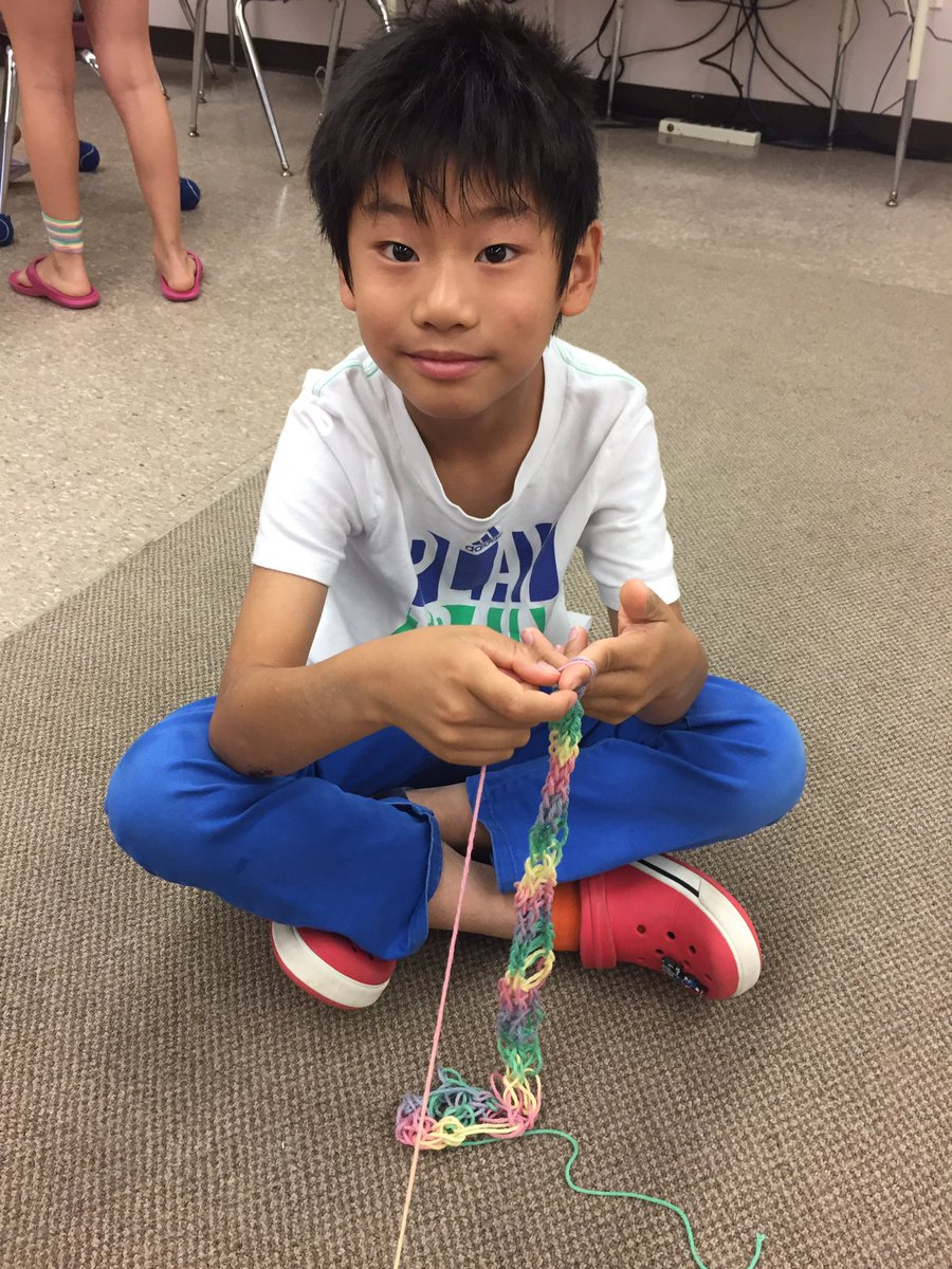 KStewart_KSD's tweet photo. Finger Knitting with Ms. Caesar! @SSSummerHEAT @DSBNSummerHEAT https://t.co/IigKwa8hV2