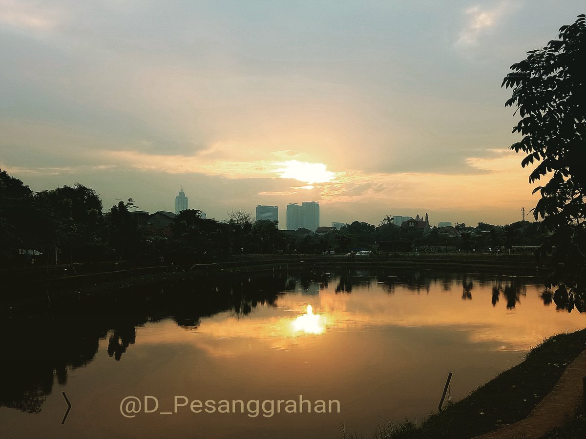 D_Pesanggrahan's tweet photo. What A Great of Allah who makes to day so beautiful.  The Real Creator 

GOOD MORNING DÜNYA. 
Selamat Beraktifitas

#DanauPesanggrahan https://t.co/FubWOVElro