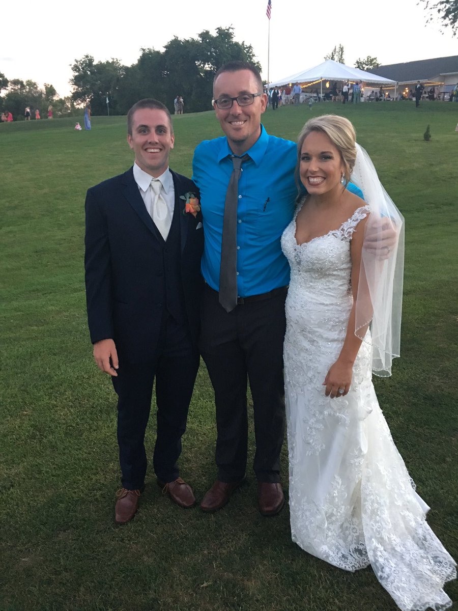 TimSchrage86's tweet photo. Really proud to have two former @CSCGolf players get married. Plenty of current and former team members showing support. #CSCStrong https://t.co/VATuzh2D1Q