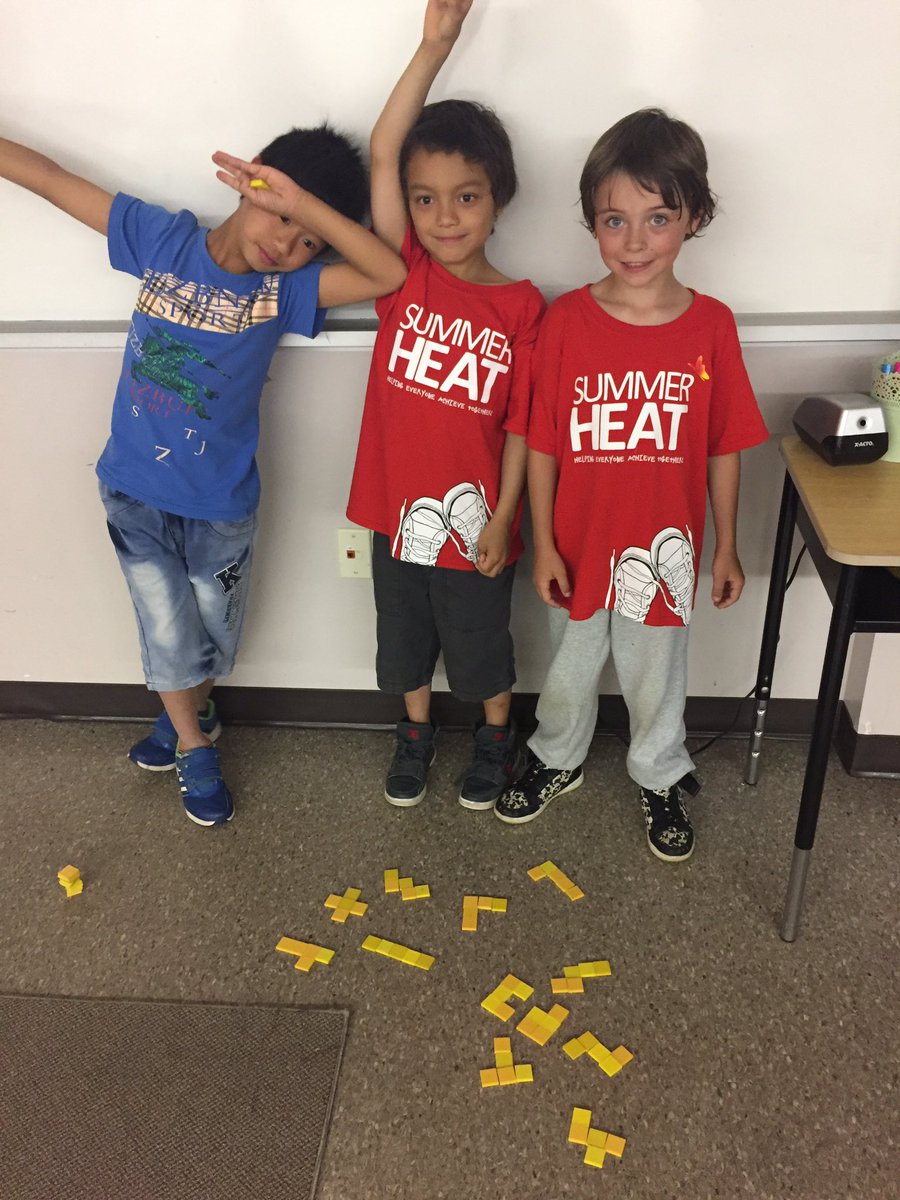 KStewart_KSD's tweet photo. Using Pentominos to create 12 different keys to help save the Princess! @SSSummerHEAT https://t.co/hSorSAutqO