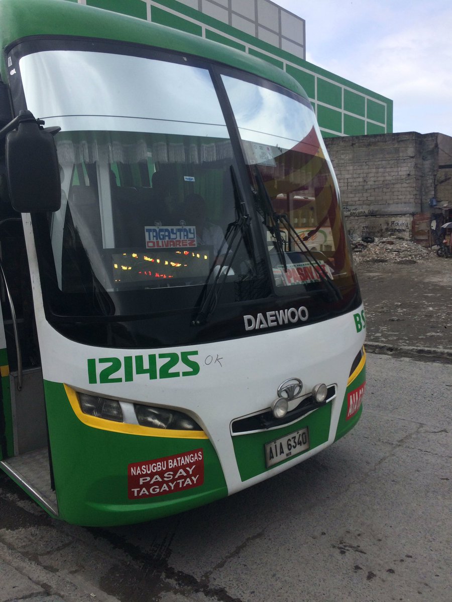 ImLuigiG's tweet photo. Today's adventure: my fist time busing to #tagaytay P78.00 for a 2 hour ride, lets see how it goes. #roadtrip #travel #philippines https://t.co/ybij6Vc2Px