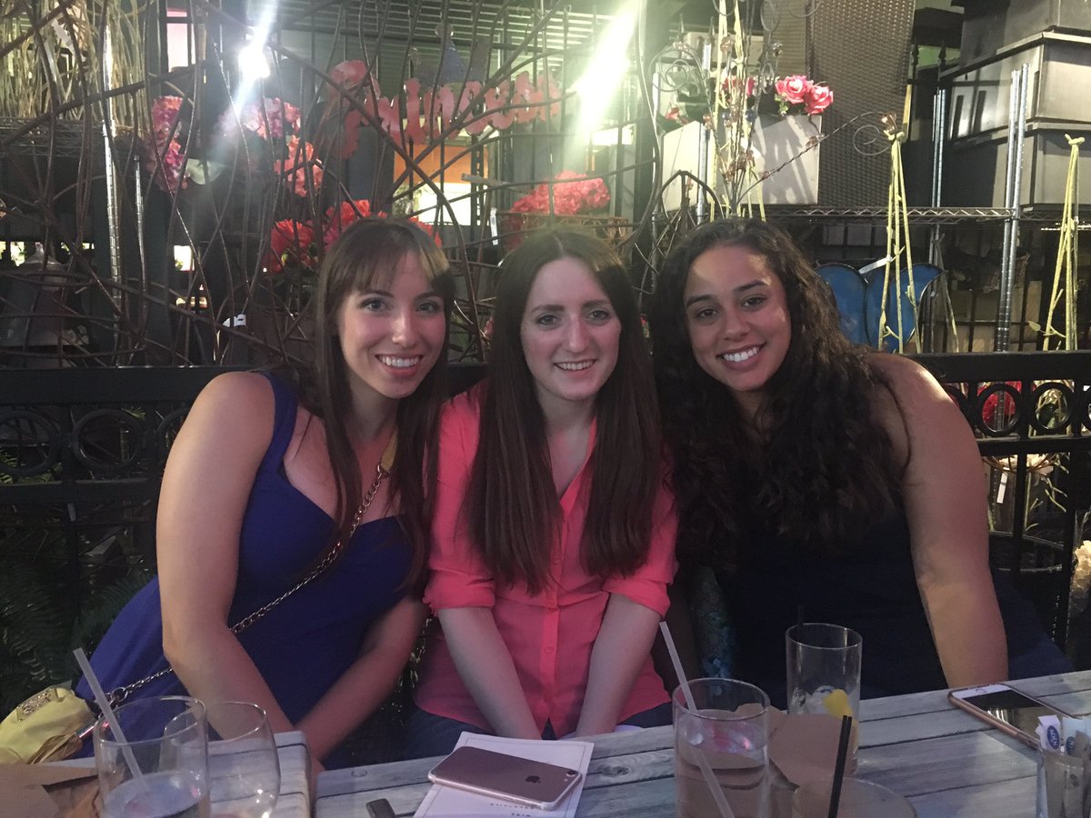 laurenelisemoak's tweet photo. Bringing #FMSexy back #AAFPNC @kdakis @DrAlexaMieses @anna_b_md https://t.co/r2WxkrdRSL