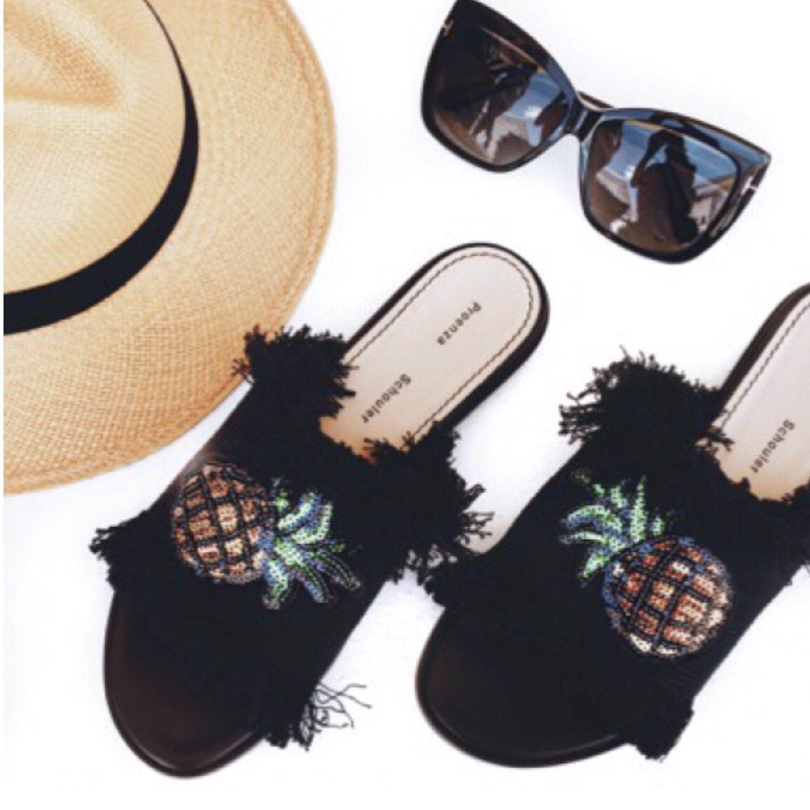 TheLensBar's tweet photo. The Lens Bar timeless summer @tomford eyewear, @proenzaschouler slides and fun pineapple patches from @opheliaswimwear. 🕶🍍 https://t.co/KkdtAnd701