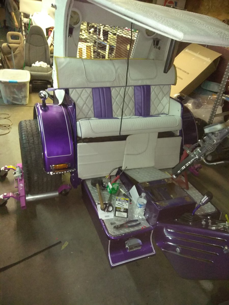 UNSTOPPABLEMAX's tweet photo. The chopper is almost done https://t.co/Fjq6359waB