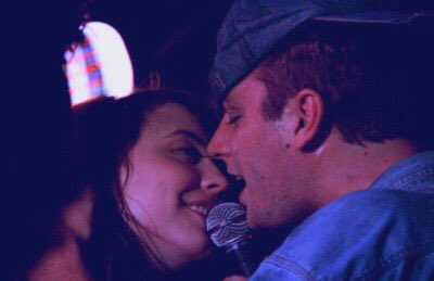 gh0ulgirl's tweet photo. mac demarco singing to his girlfriend https://t.co/RTP9JqyNJb