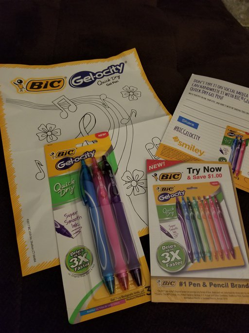 emily_bowersock's tweet image. #freetotest #gelocity #Ad Learn more and see what this quick-drying pen can do! #BICGelocity bit.ly/2tWFtnC