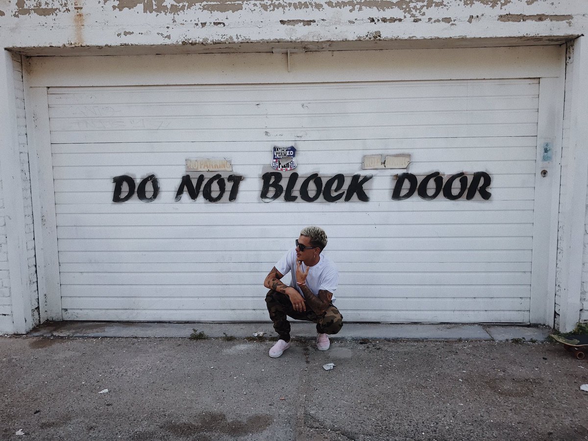 LawleyHudson's tweet photo. retweet or like for a tbh in ur dm. 
#openrp #newopenrp #roleplay https://t.co/SP1tmorkdj