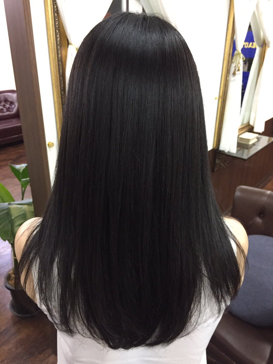 BizFantasy's tweet photo. ヘヴンリー縮毛矯正。
ダメージを抑え、ツヤとしなやかさのある髪へ
高保湿成分セラミドNG・セラミドNP・セラミドAP・スクワラン配合で、失われやすい脂質を補いながら、毛髪のアミノ酸との結合（アミド結合）によって高い補修性と高い持続性をもつγ-ドコサラクトンを配合でダメージを抑制。 https://t.co/9ZsZ8OxRXW