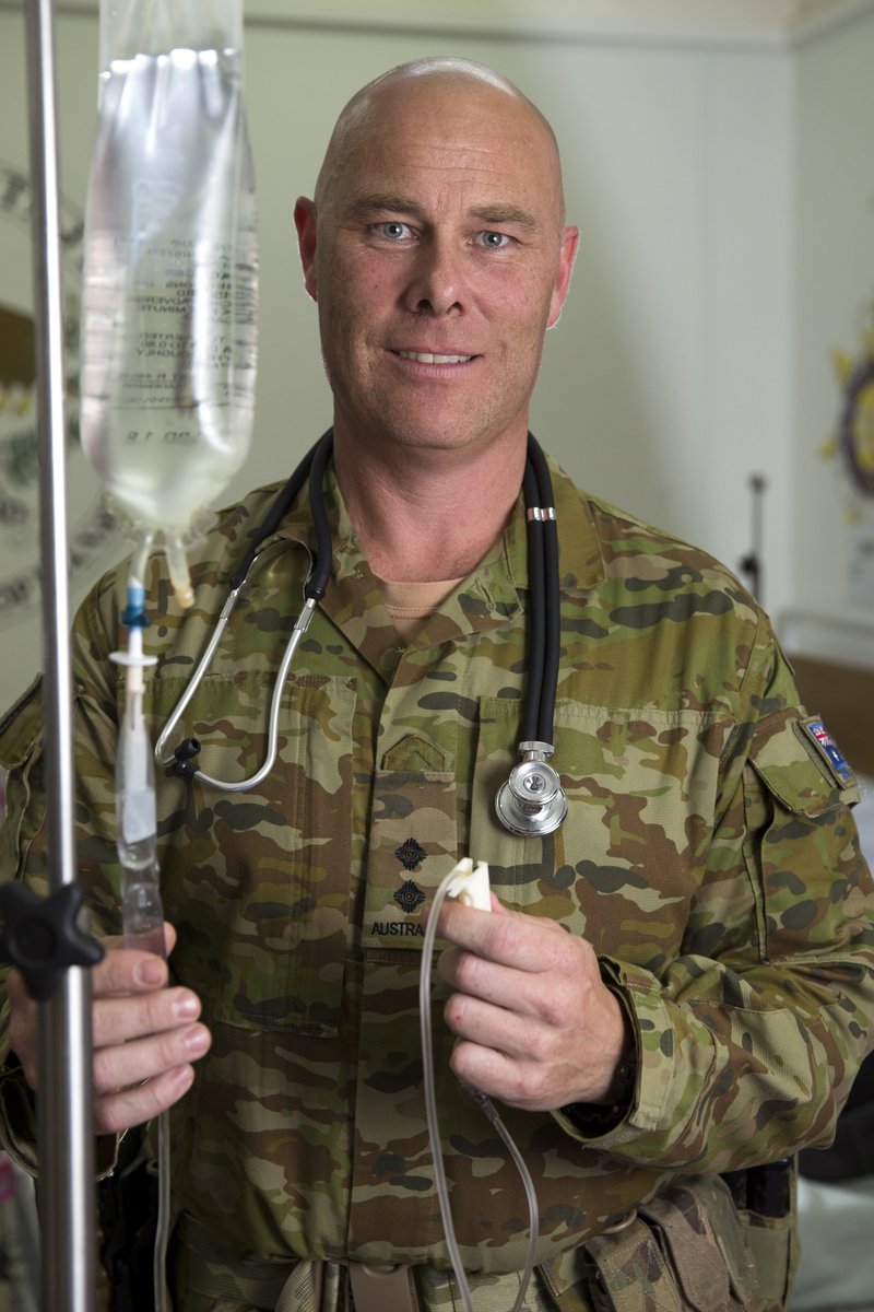 ADF_MiddleEast's tweet photo. Army Reserve Nursing Officer LT Thompson is doing great work in #Iraq keeping @NZArmy and #YourADF soldiers fit to work on #OpOKRA #ADFonOps https://t.co/X0I0RXcZ2s