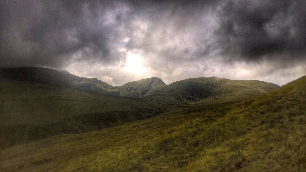 DH1863's tweet photo. #Munro #50 An Stuc (+51 &amp; 52) on a 3 hill walk at Ben Lawers. Wet and windy as usual but still some great views (occasionally!) https://t.co/jbmxbMxFft