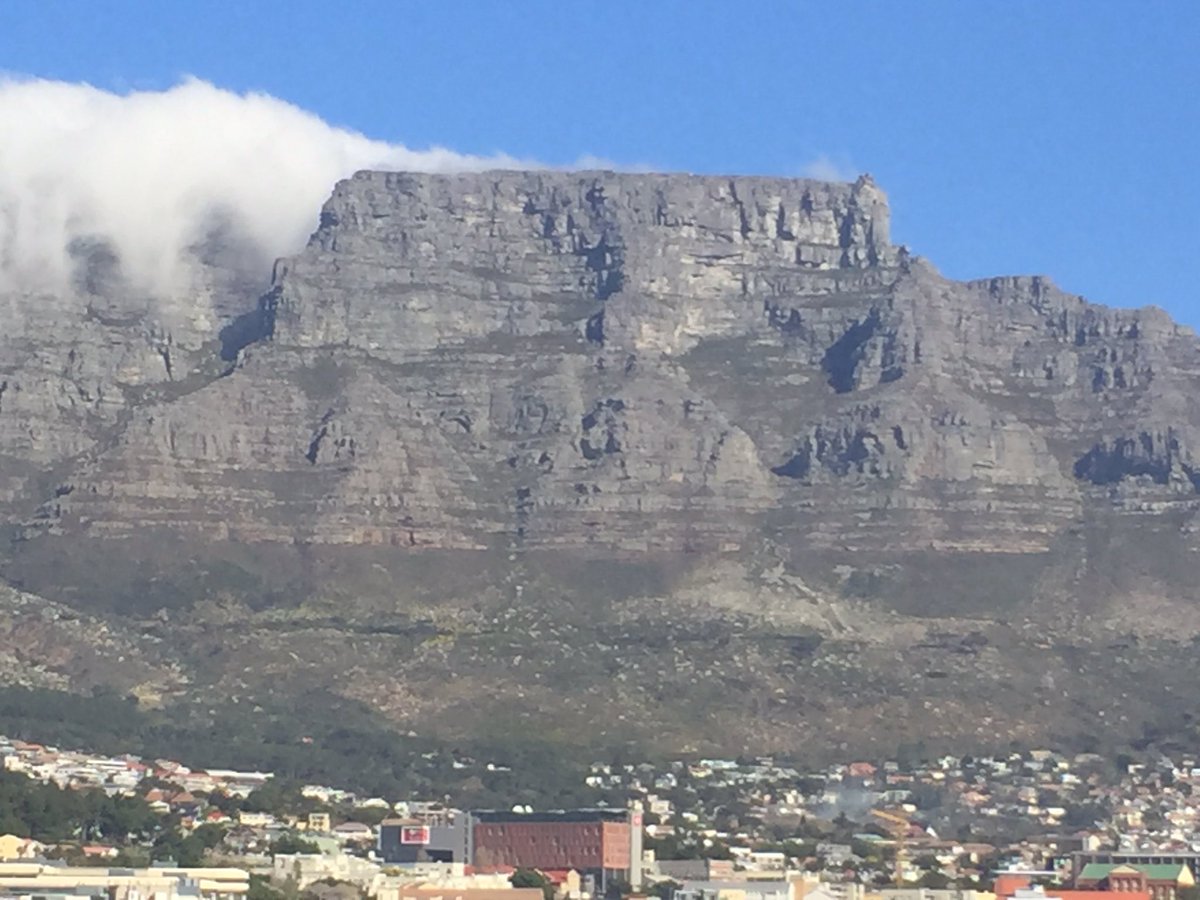 BeeHendry's tweet photo. Stop over in Cape Town en route to PE. Next stop, Adelaide Primaire to spend time with @ChalgroveSchool partner teachers in South Africa https://t.co/betMKLzvLB