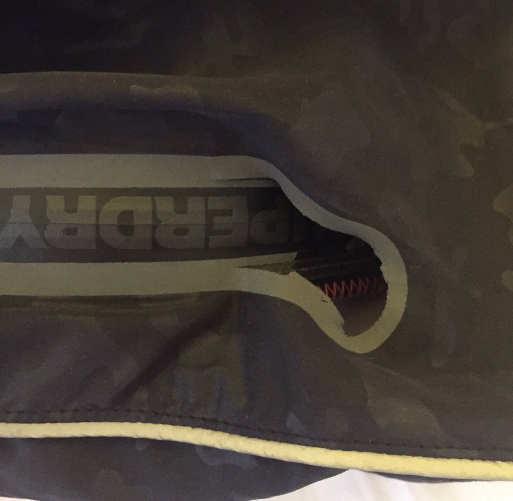 markvictyres's tweet photo. @Superdry_Care Bought shorts in Manchester 12/06/17. Worn &amp; washed once &amp; coming apart. The shop isn't interested https://t.co/Hnxvj7Y7di