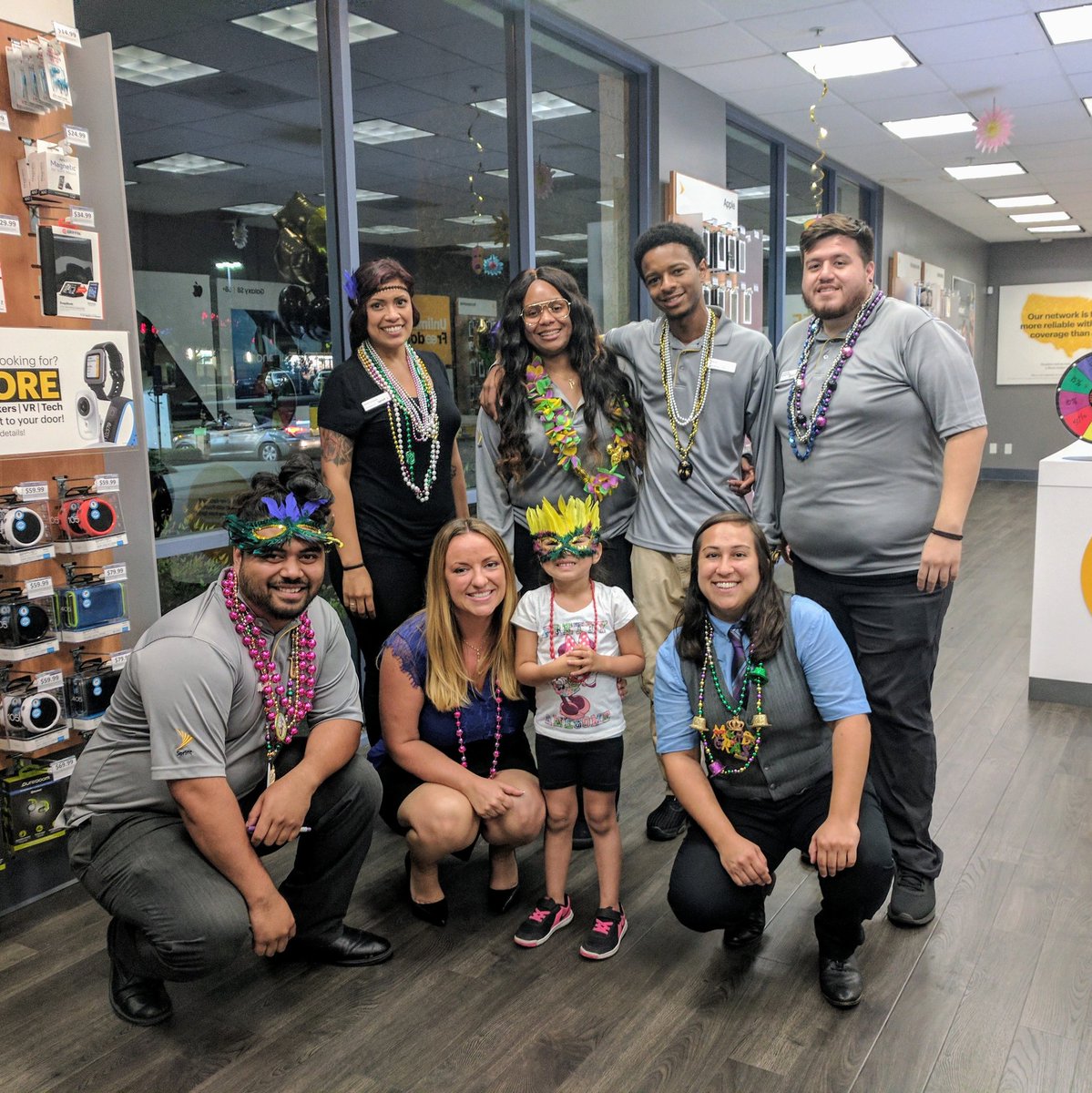 Great time at the #SanPedro @sprint <a href="/Arch_Telecom/">Arch Telecom | Employee Owned</a> Even this little cutie got in on the Mardi Gras fun for #SprintSaysThanks 🎉🎵🎺