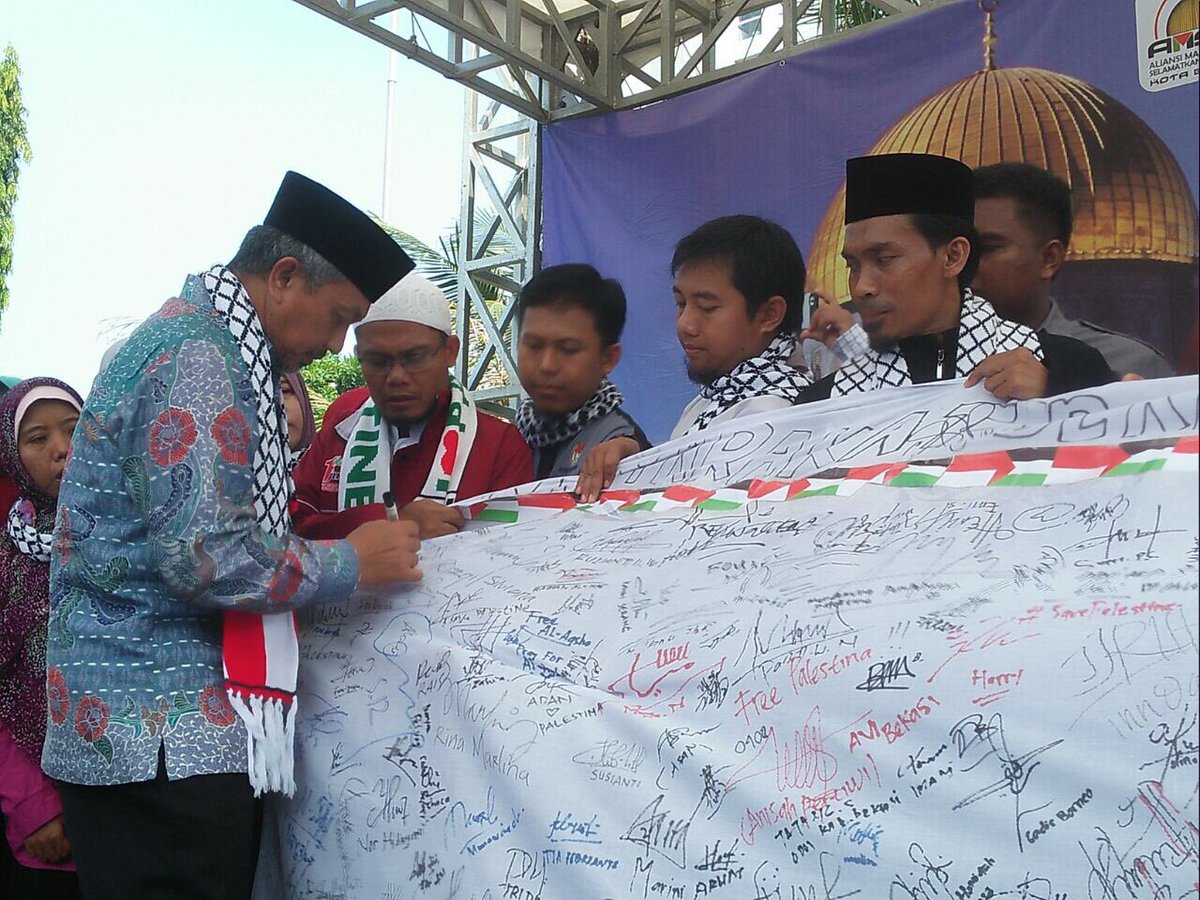Kota Bekasi berkomitmen terus untuk membela dan selamatkan Palestina #savePalestine