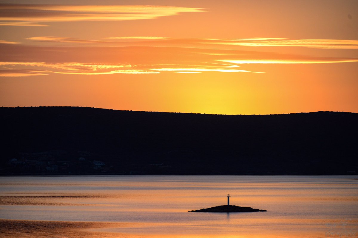 SapaSplit's tweet photo. #pasman #dobrojutro #CroatiaFullOfLife https://t.co/iLxcbjhnvg