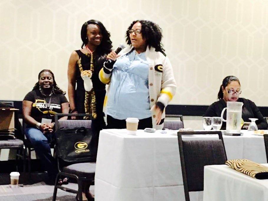 KingiKnox's tweet photo. I interviewed #GUNAA Rep from #ruston. She encouraged alumni 2 give back & recruit new members
#MikeDunlap thanx pic https://t.co/3fyfzHYN5N
