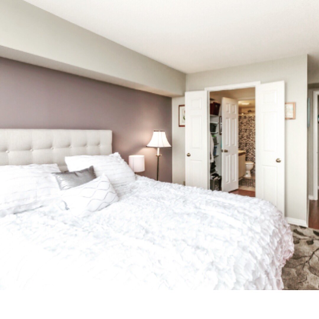 $399,999 Mississauga Condo Yours to Discover!