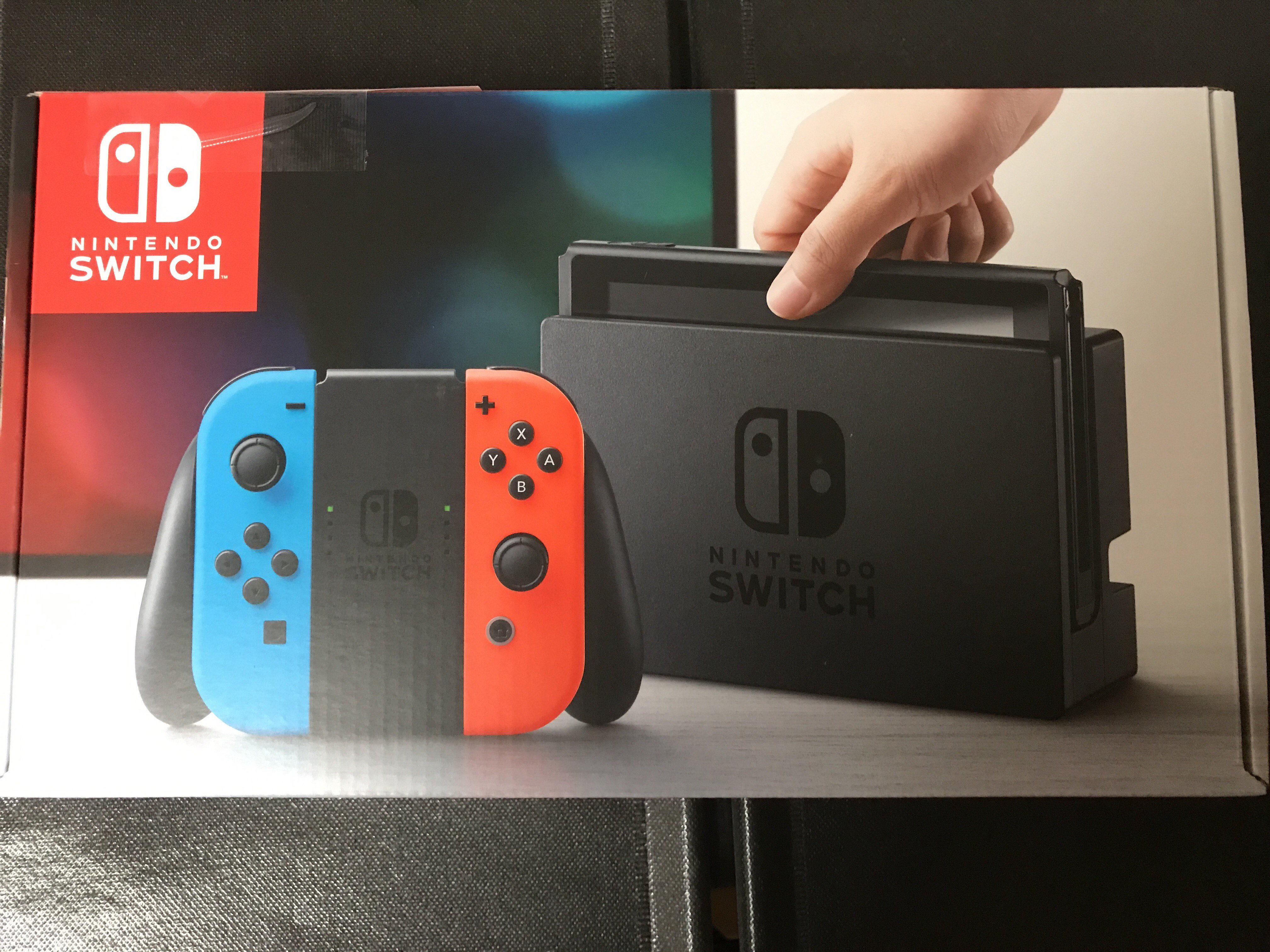 Kaz Pop Jacker 実は昨日 奇跡的にニンテンドースイッチを購入できたのです これでようやく不毛な抽選戦争から脱却 スプラトゥーン2もやりたいしドラクエ11も届いたしどうしよう 購入場所 7 29 土 アピタ新潟西店玩具売り場 Am9 30頃品出し 各色
