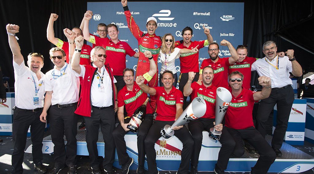 queleccom's tweet photo. .@LucasdiGrassi gana la primera carrera del ePrix de Montreal y se coloca líder del campeonato de la Fórmula E. ¡Mañana se decidirá todo! https://t.co/ZjcYNcfziX
