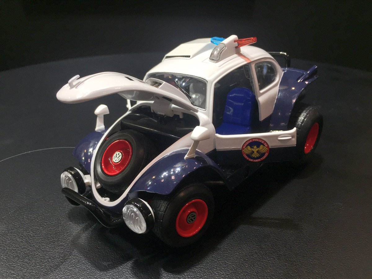 情景師アラーキー 荒木さとし 17ワンダーフェスティバル アクアマリンから1 24scaleのダイカスト製ミニカー 未来警察ウラシマン マグナビートル なんとフォルクスワーゲン許可済み 誰がokを出したのか気になりますが 車体裏まで再現した渾身の
