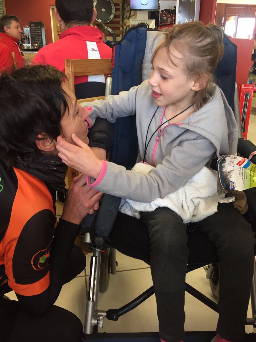 Becky Sands tweet media