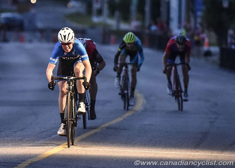 cdncyclist's tweet photo. First women's photos of today's Men's Criterium #Fieldstone2017 https://t.co/OisFo1FIrA