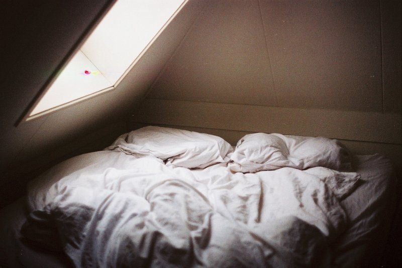 qikipedia's tweet photo. Word of the day: DYSANIA - the state of finding it hard to get out of bed in the morning (photo: Jacinta Moore.) https://t.co/FazKgB8UvF