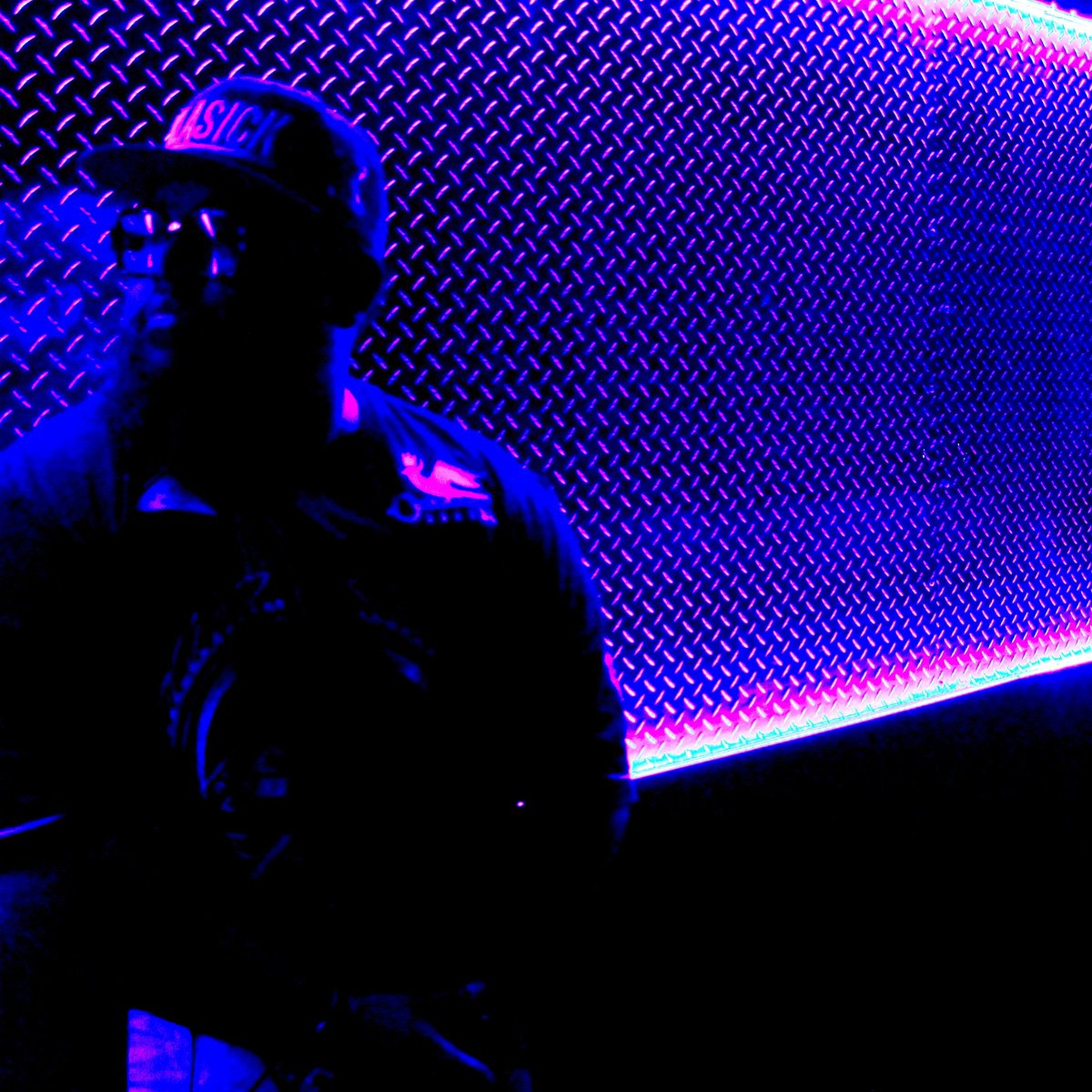 SteemitSteemers's tweet photo. s/o Mr TurnUpForever @uknowmostylez artist, producer, song writer. #TheNewWave #MoStylez #8oh make sure to follow https://t.co/8PEOqnYLZ9