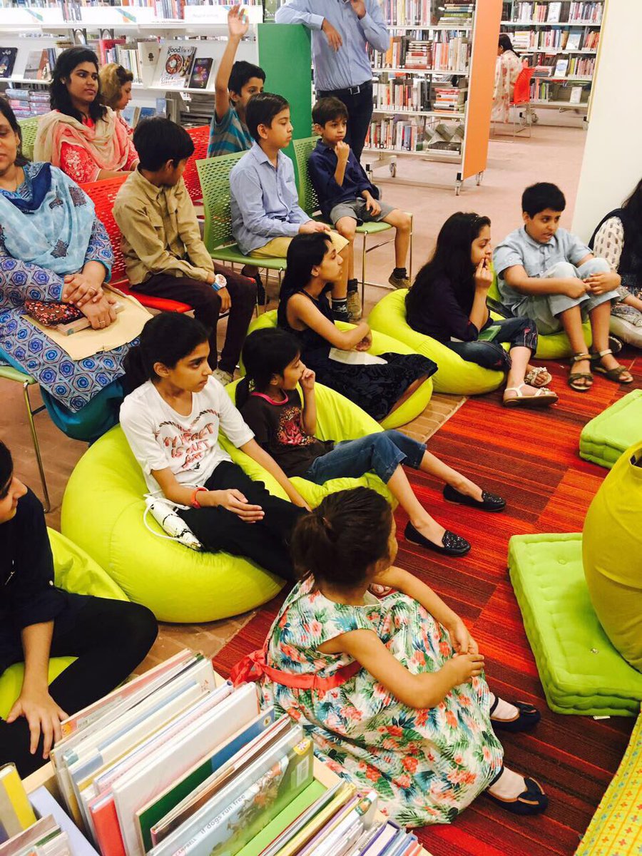 pkBritish's tweet photo. Our Potter-buddies gathered in the #LhrLibrary yesterday to talk about their mutual love for wizardry, wands, and magic spells. #HarryPotter https://t.co/UhX2XEs4kb