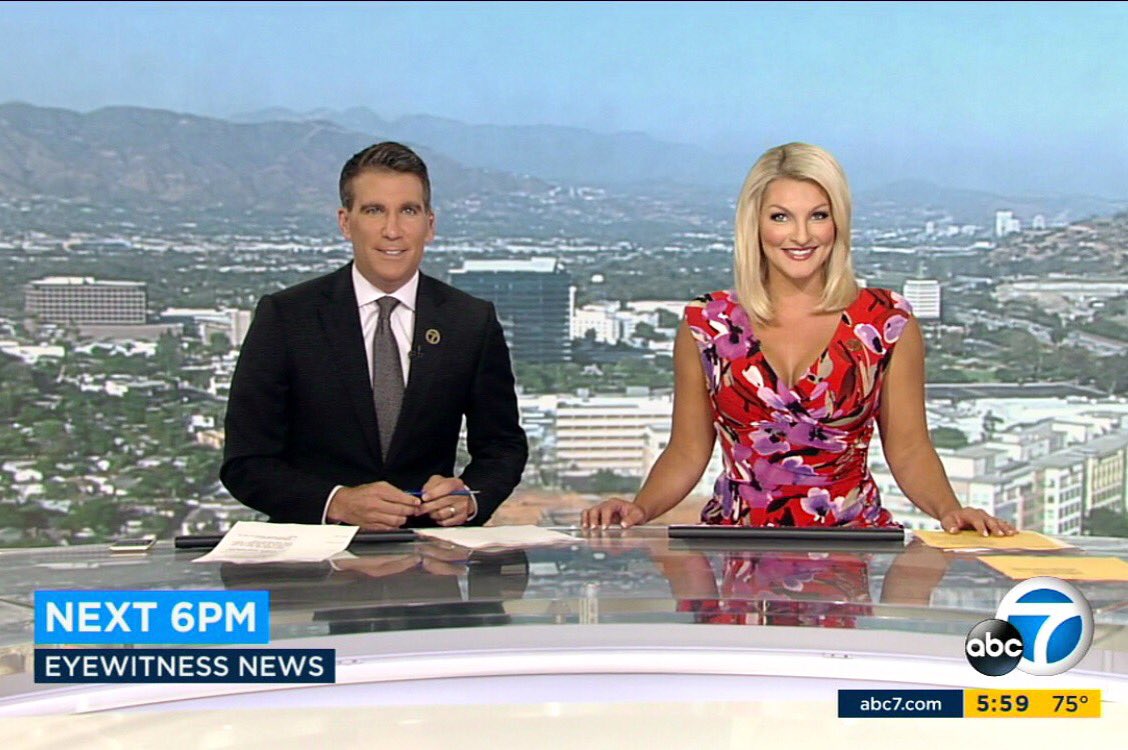 Chelsea Edwards On Twitter Hope Everyone Is Having A Great Weekend Abc7jory Abc7jonathan And I Are Live On Abc7 Right Now Join Us Abc7eyewitness Https T Co Iwfupe70ej