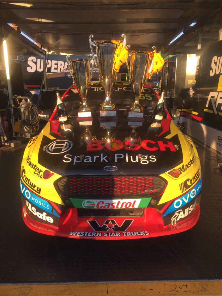 mattnroberts's tweet photo. This pic goes out to ALL the guys and gals of Prodrive/Tickford well done lots of hard work well rewarded today https://t.co/XcdvzEq7Hh