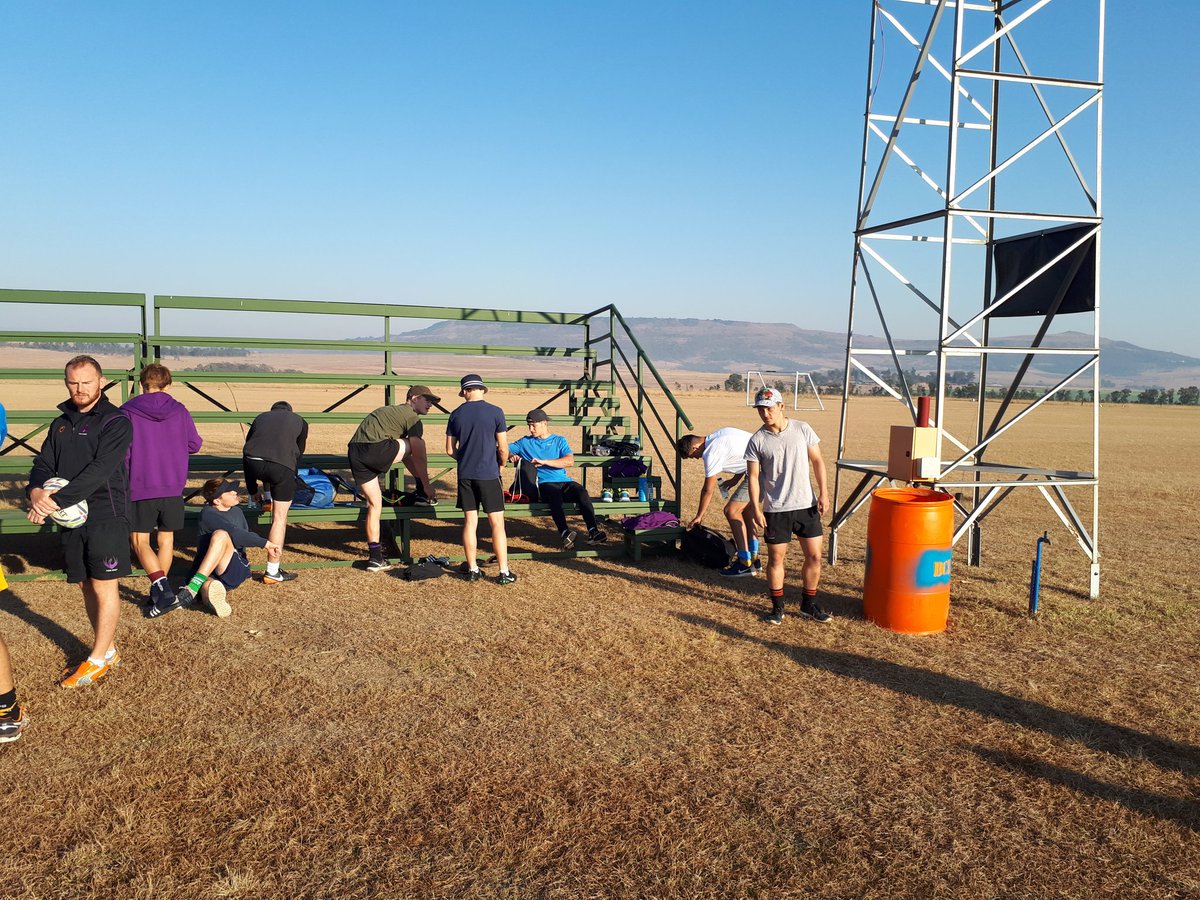 PurpleArmySA's tweet photo. Up early for fitness #beachbodyready #sloppyrigs one big boy certainly didnt keep up #wholetthedogout https://t.co/T7fKx4UIUf